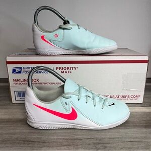 Nike Jr Phantom GC II Club Indoor Soccer Shoes Youth 3.5 Mad Energy Pack Color